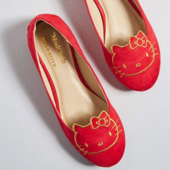 Modcloth for Hello Kitty Amble Companion Ballet Flat in Red, size 6 - Picture 1 of 1